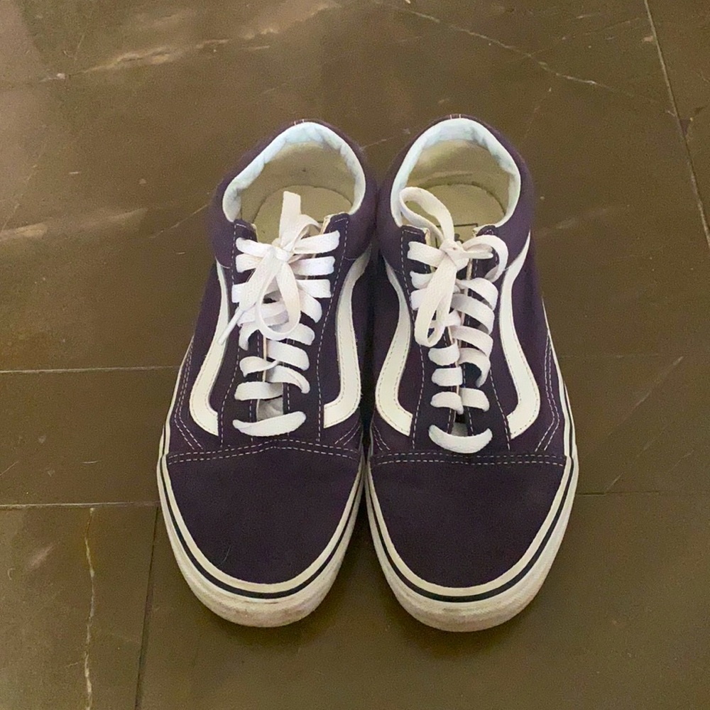 Vans classic shoe